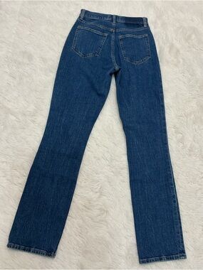💜 Abercrombie & Fitch - The Slim Straight Ultra High Rise Jeans